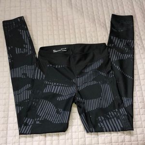 Under Armour compression tights